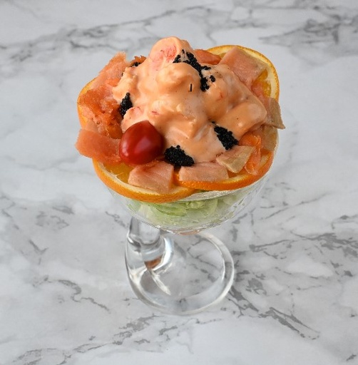 [10093] سلطة كوكتيل جمبري بالسيمون فيميه والكافيار